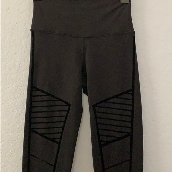 ALO Flocked High-waist Motto Legging Black XS - Picture 3 of 9